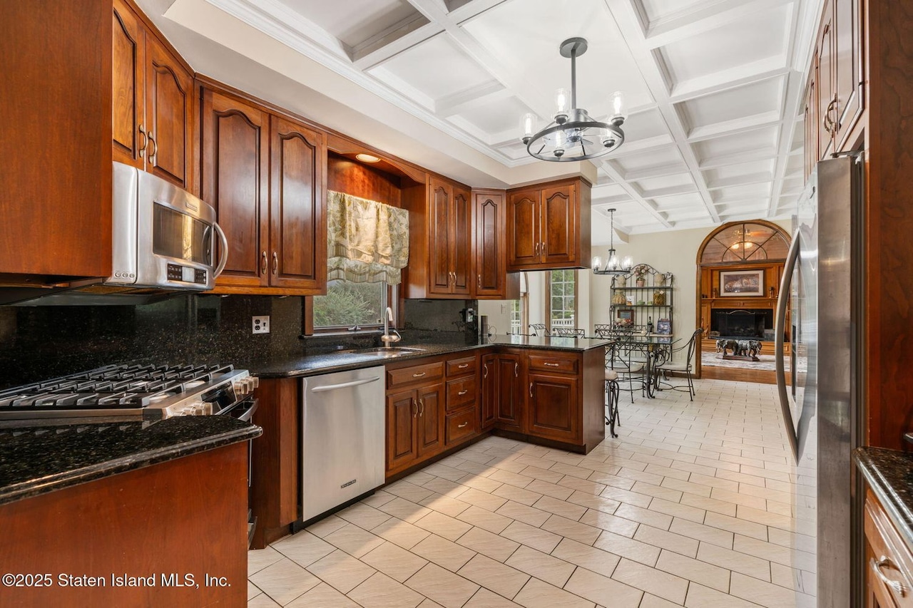 314 Bertram Avenue, Annadale