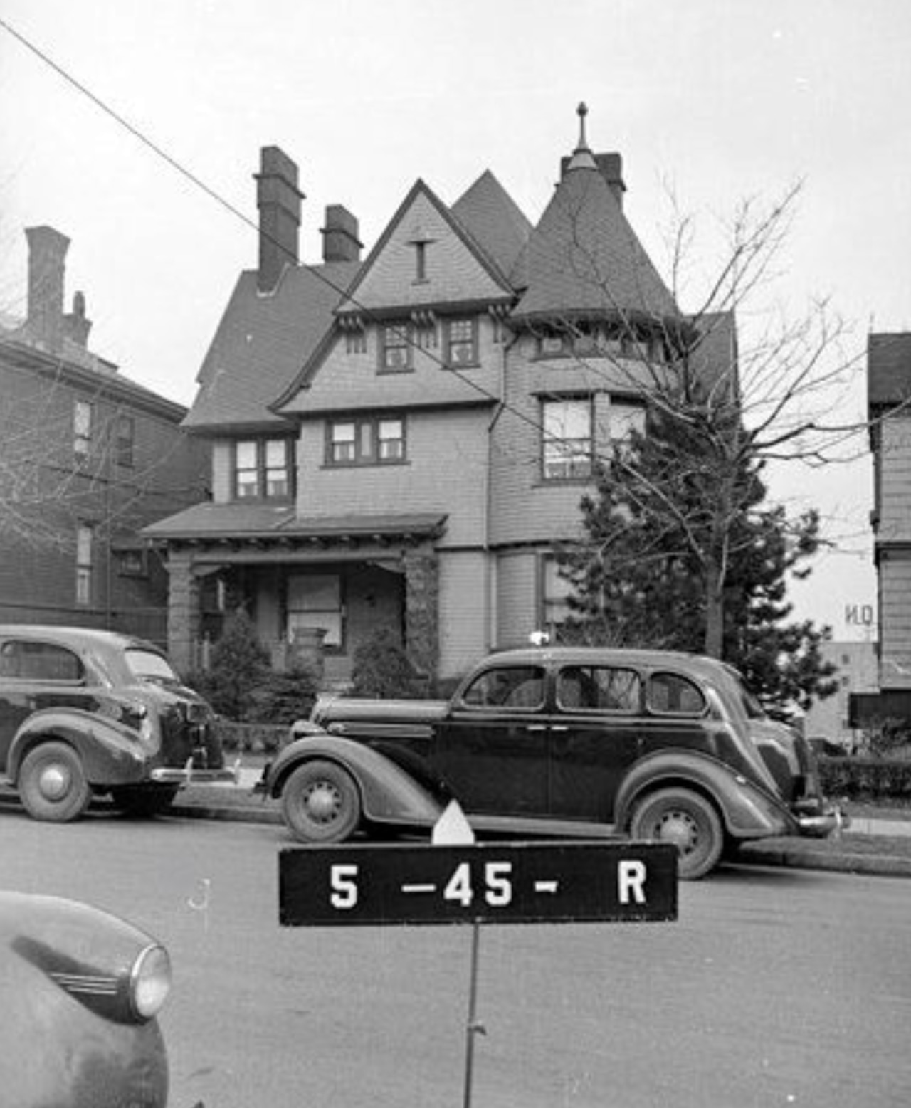 St. George Victorian 61 Central Ave.