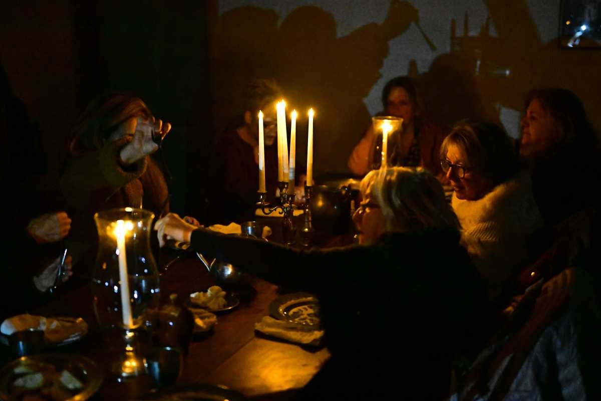 Queens County Farm Museum holds 18th Century Tavern Night – QNS