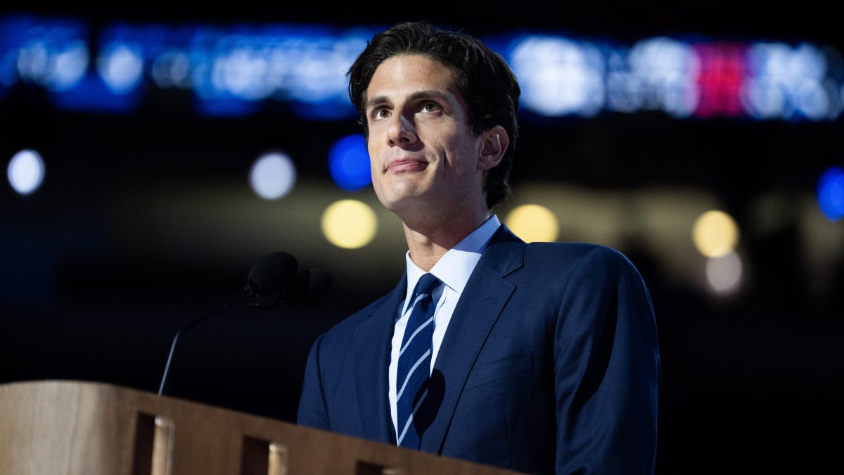 Jack Schlossberg, member of Kennedy dynasty, running for Congress – NBC New York