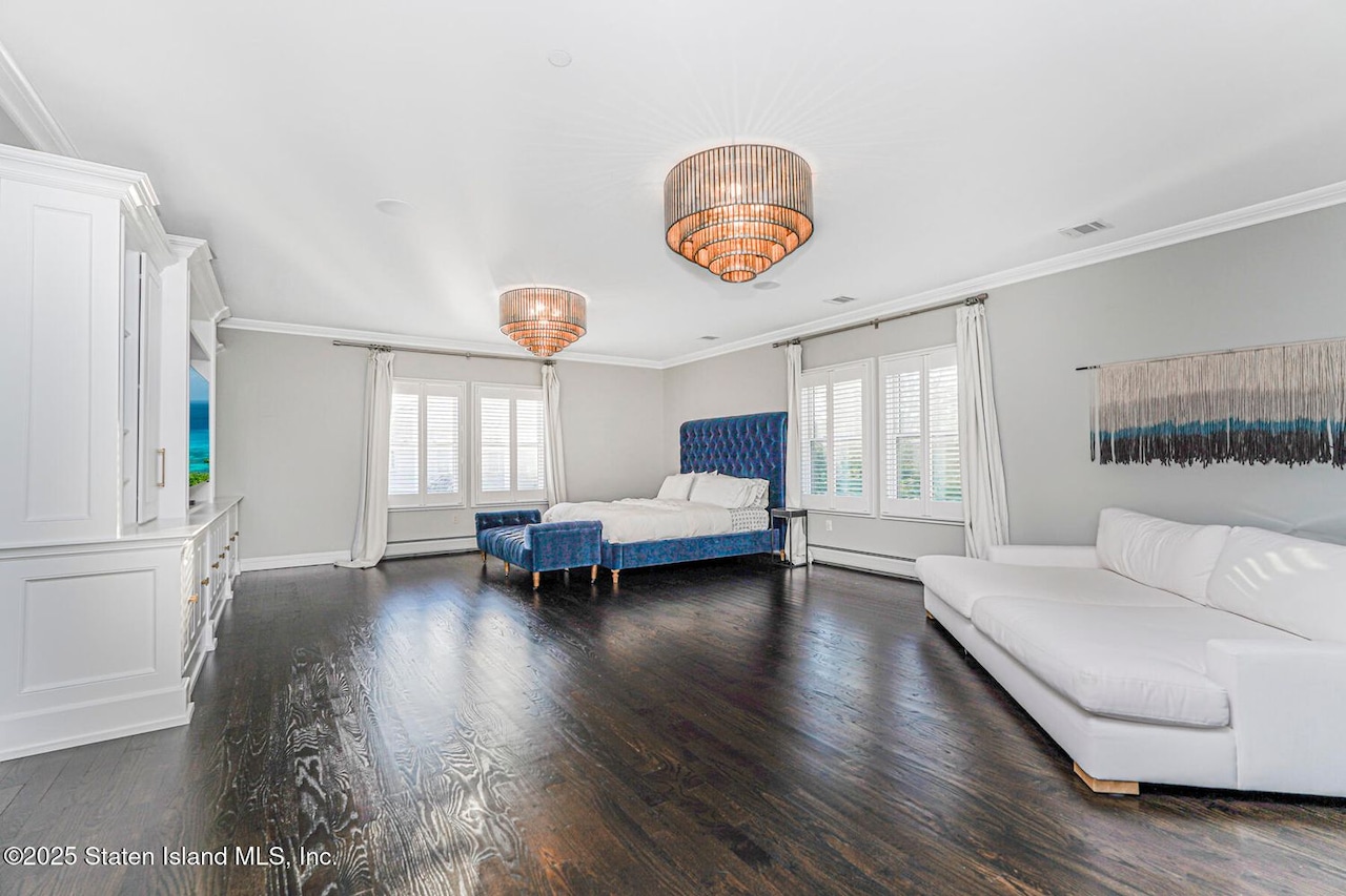 107 Hanover Avenue