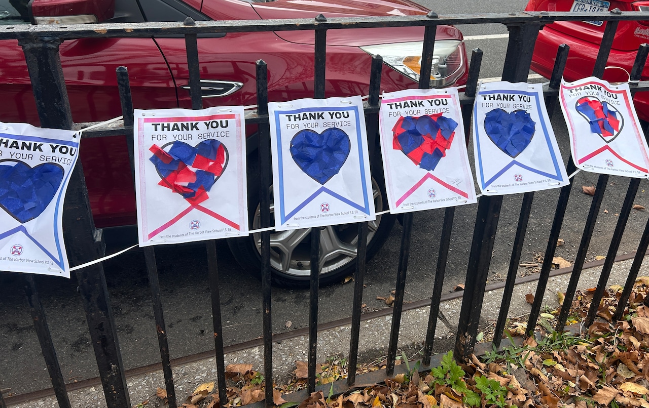 Students from The Harbor View School (PS 59) contributed handmade “Thank You for Your Service” pennants