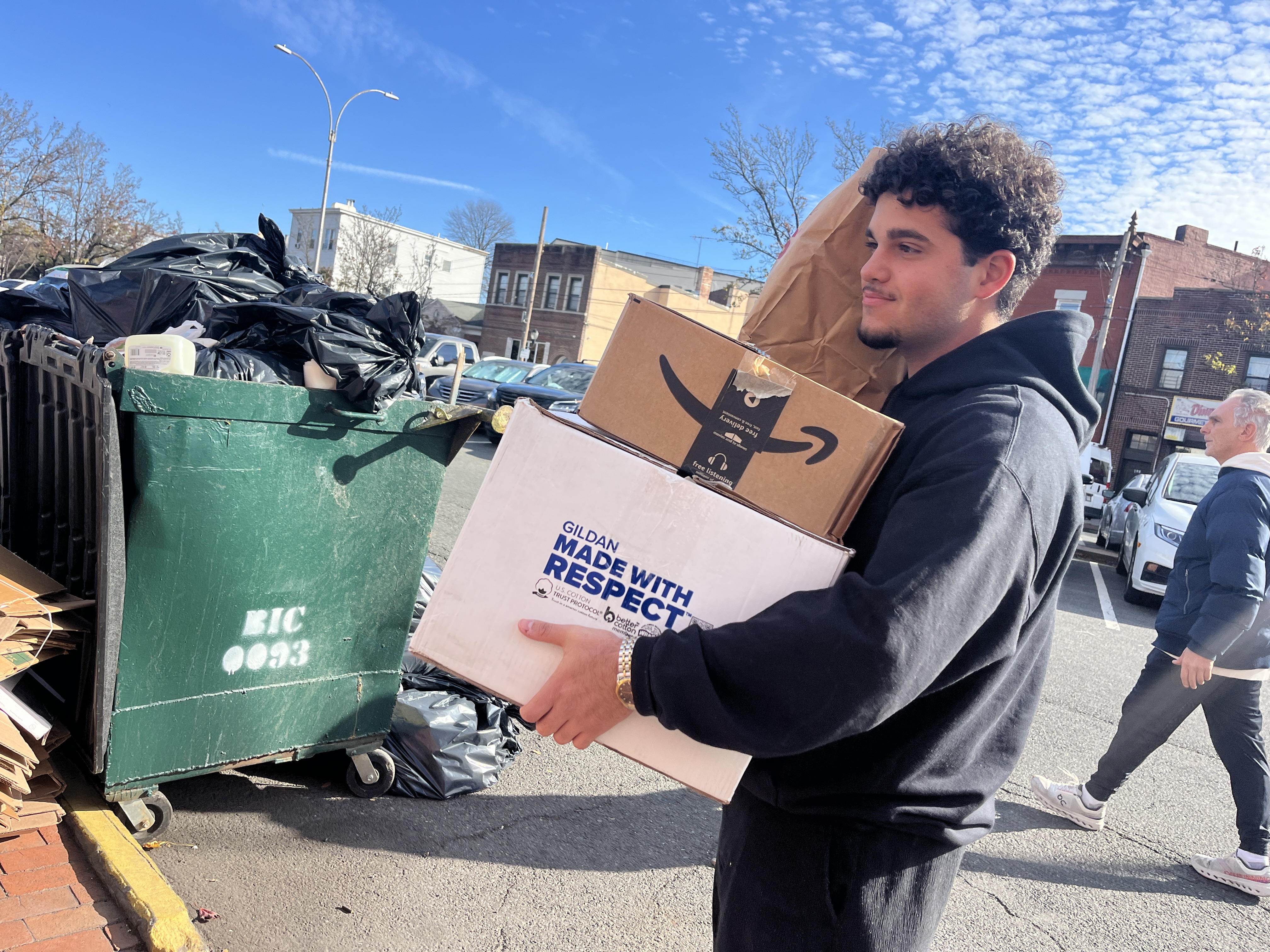 Students volunteer their time ahead of the annual Project Hospitality Poor People's Dinner, which is on Monday. (Advance/SILive.com | Jan Somma-Hammel)