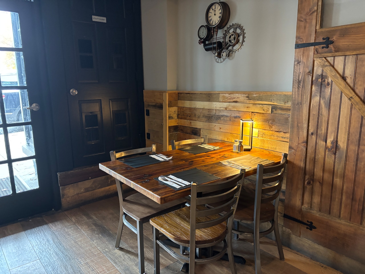 Randall Manor Tavern New