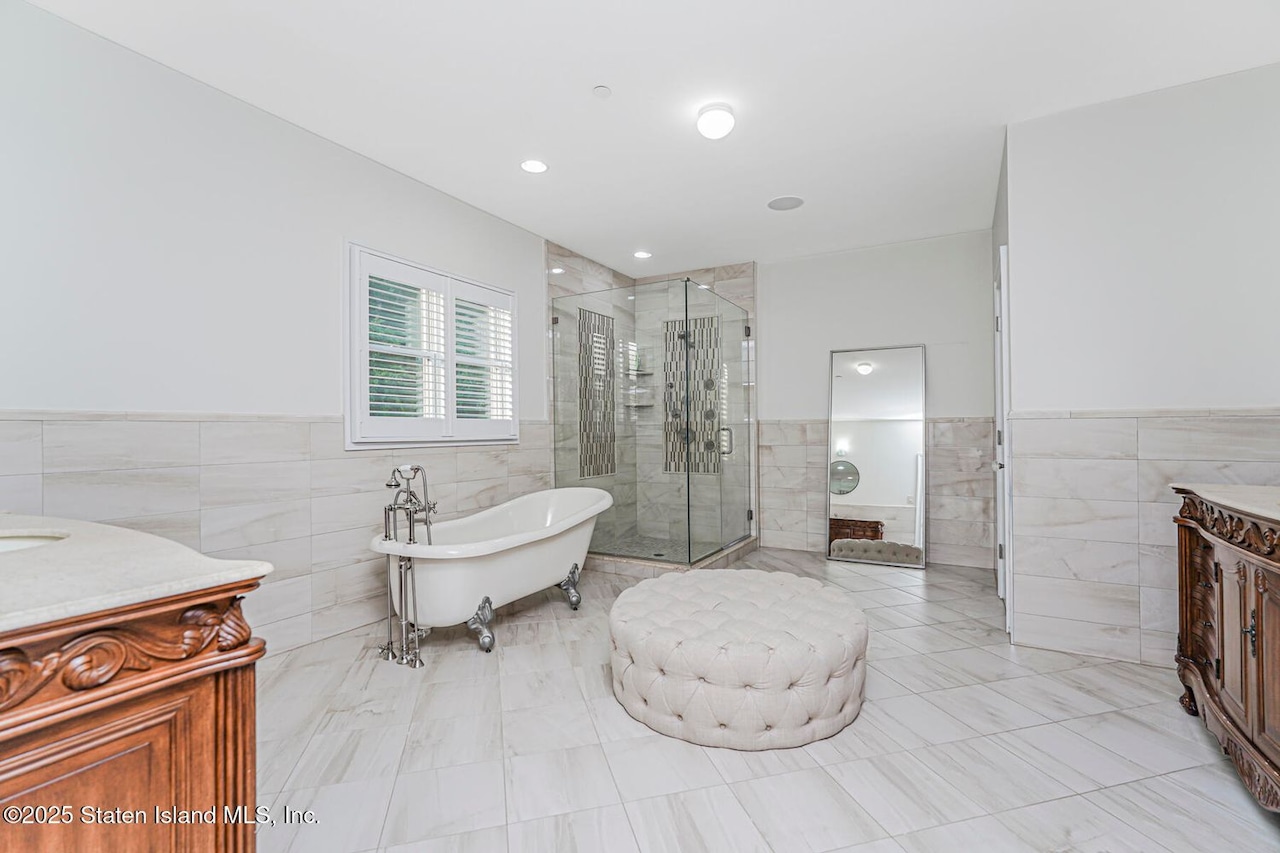 107 Hanover Avenue