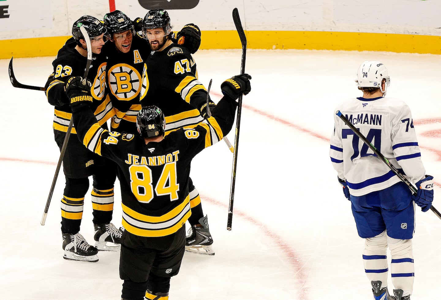 The Bruins are 14-11-0 this season.