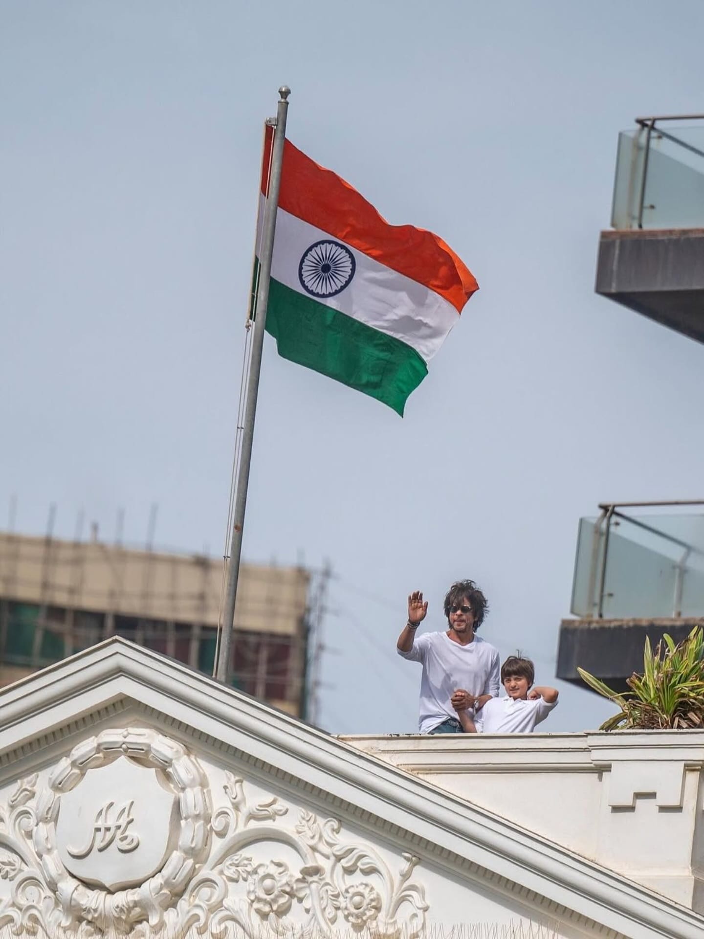 Shah Rukh Khan’s Mannat Was Once A Queen’s Mansion Shah Rukh Khan’s Mannat Was Once A Queen’s Mansion