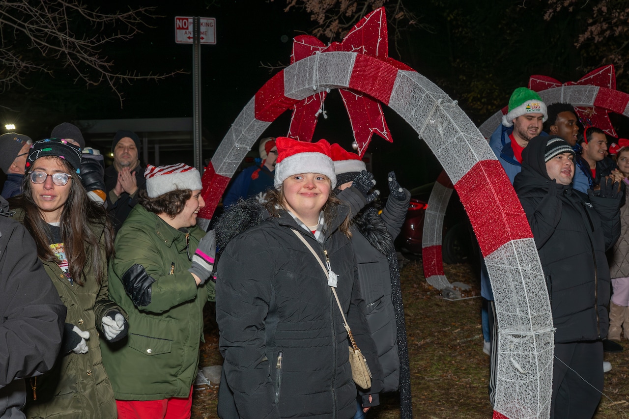 Santa, songs, and a sign language twist make GRACE Foundation’s Staten Island tree lighting magical