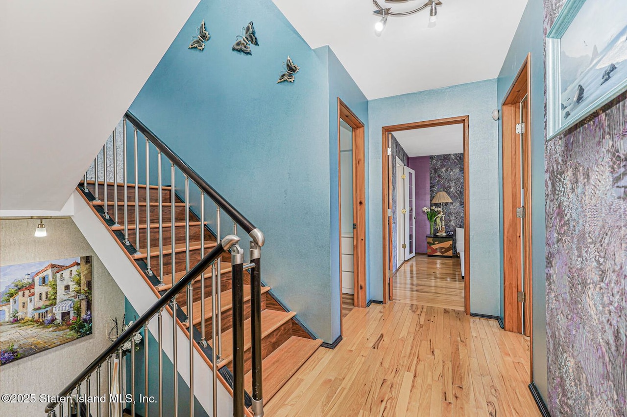 75 Longview Road