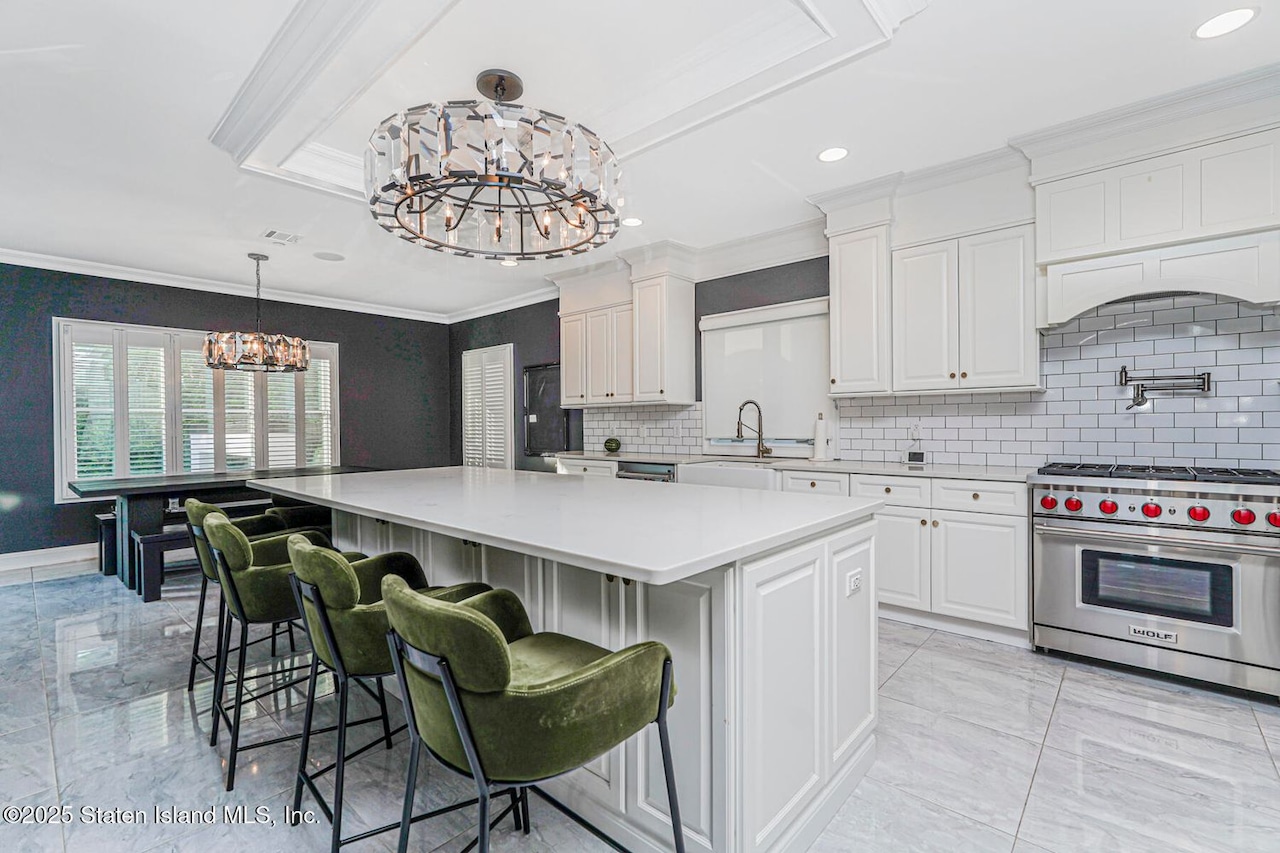 107 Hanover Avenue
