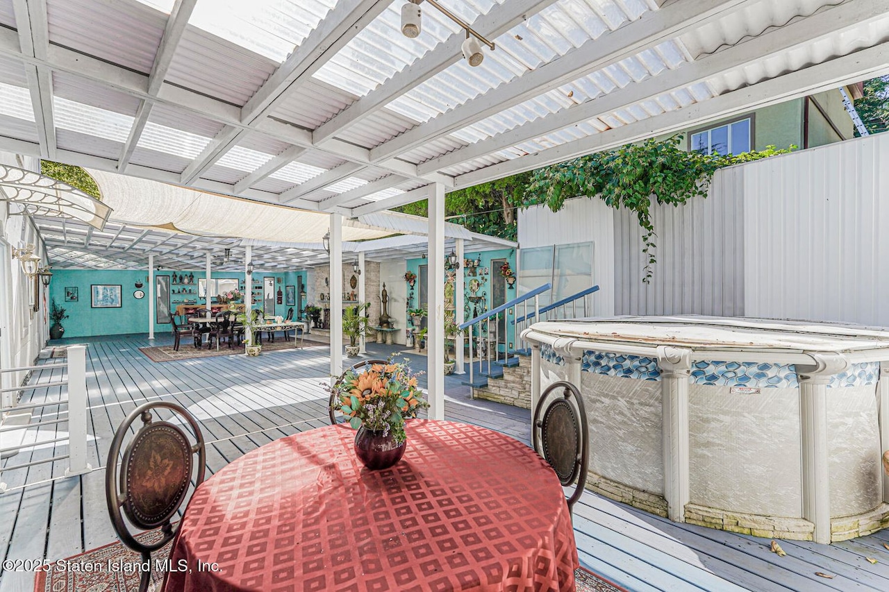 75 Longview Road