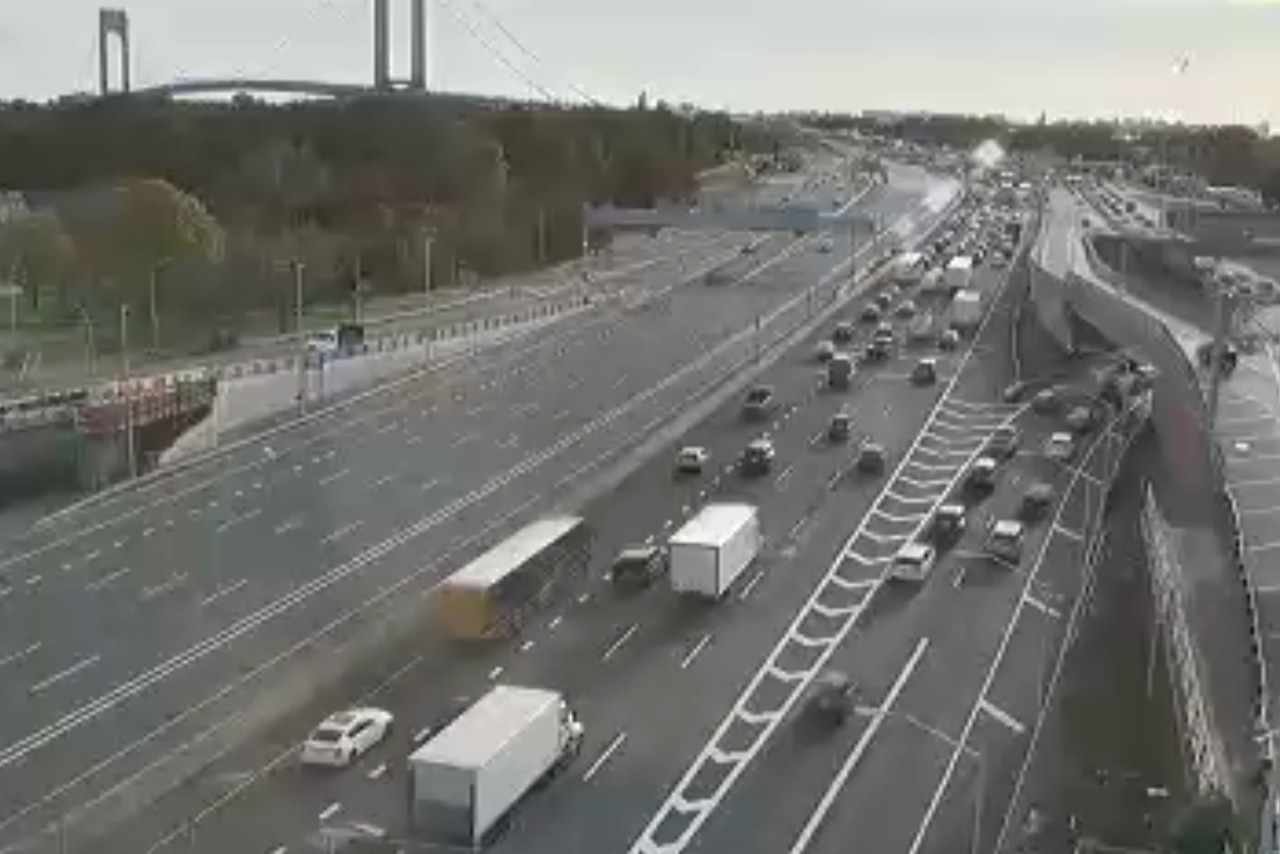 Traffic jam on Staten Island Expressway, Verrazzano-Narrows Bridge