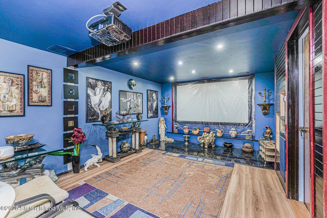 75 Longview Road