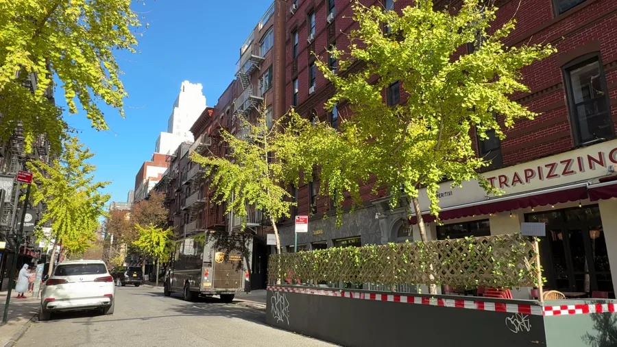 Trapizzino on Orchard Street is one of several bars and restaurants to have outdoor seating for when the streets crowd with hungry and thirsty folks. (Credit: PIX11)