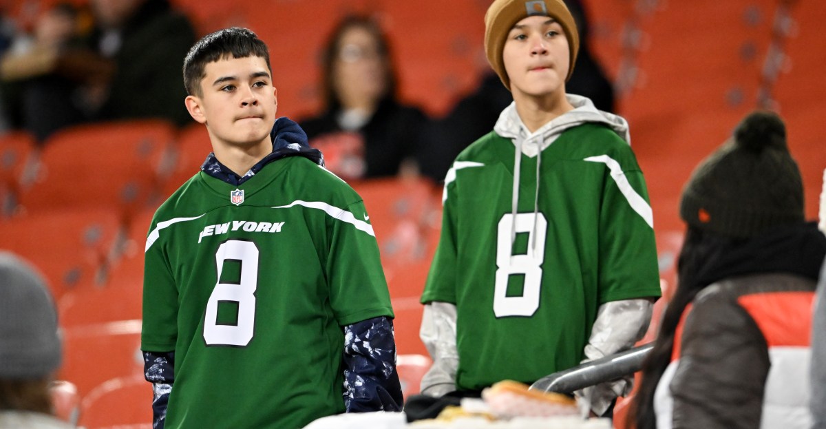 Cleveland Browns vs. New York Jets Week 10 live game message board and fan discussion