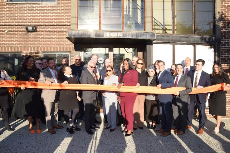 Orange Bank & Trust Company celebrates opening of new full-service office in the Bronx