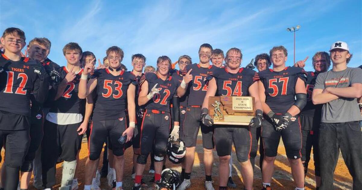 Manhattan methodically handles Three Forks to claim Class B football title