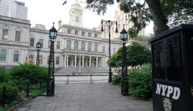 City Council's big $24K pay hike is just a slice of its self-dealing