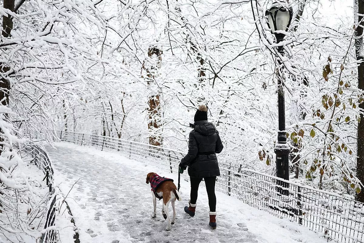 A major winter weather advisory is also in effect for the Midwest