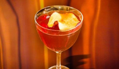 Sip & Guzzle and Esquire Collaborate on a Limited-Edition Manhattan Cocktail