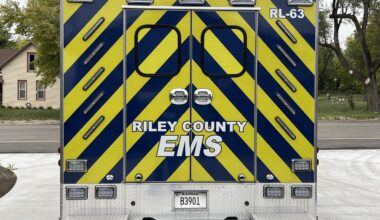 One hospitalized after two-vehicle crash in Manhattan