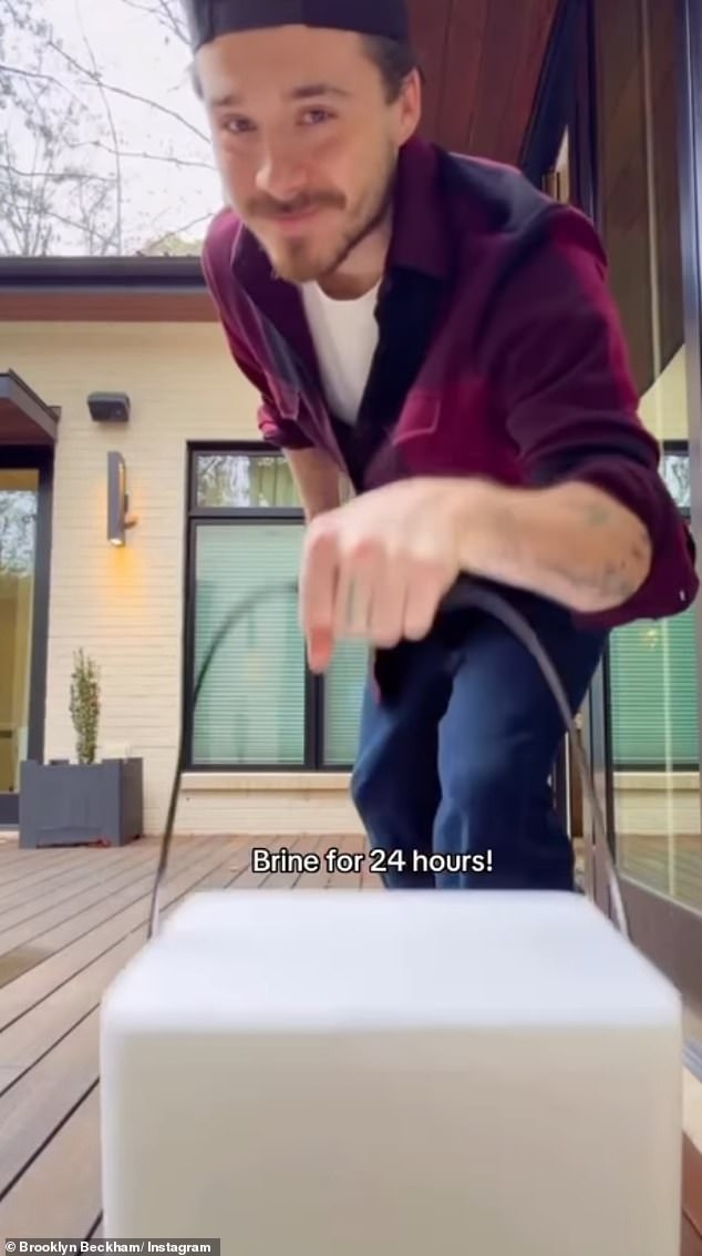 Victoria is thought to have liked the post which led to a slew of comments under the post urging Brooklyn to fix the feud with his family