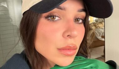 Songwriter Jackie Apostel is dating the Beckhams' youngest son, Cruz