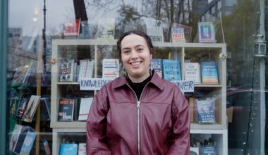 26-year-old works at a bookstore and lives on $53,000 a year in NYC