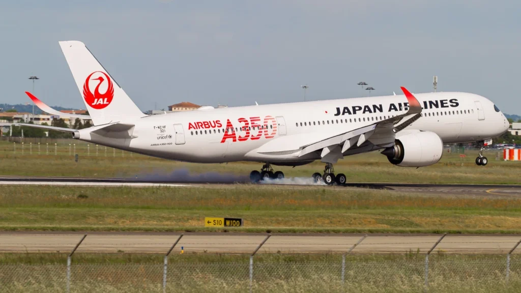 Japan Airlines Delays 16 Flights Amid A350 Ground Collision at New York JFK