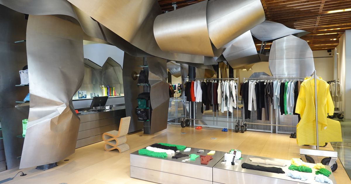 Frank Gehry’s Issey Miyake Tribeca Shop Closes