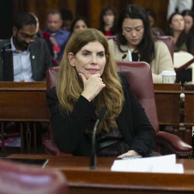 Opinion: Speaker with a smart voice