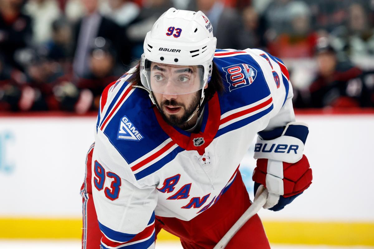 Rangers bench Mika Zibanejad after missed team meeting