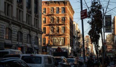 Airbnb’s NYC Comeback Dashed After Bill Easing Restrictions Dies