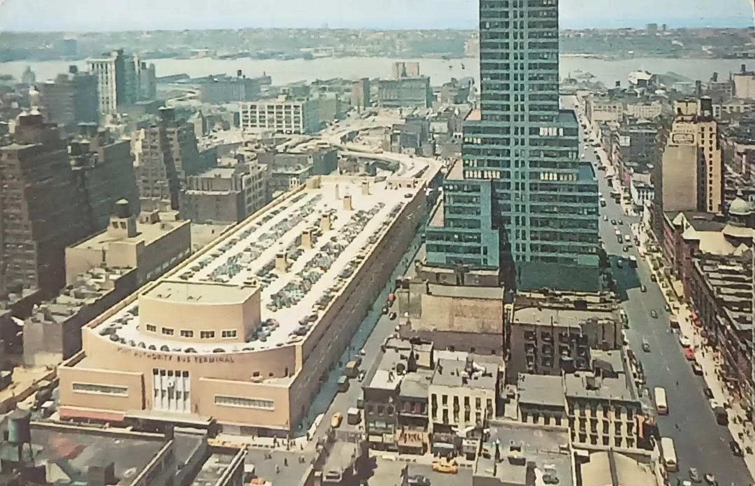 Port Authority Bus Terminal’s Rooftop Car Parking Closes for Good This Sunday