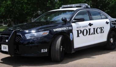 One arrested on stalking count Saturday in Manhattan