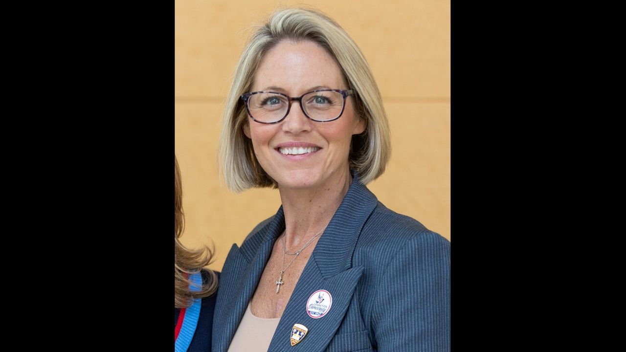 Locust Valley school board member Lauren Themis resigns