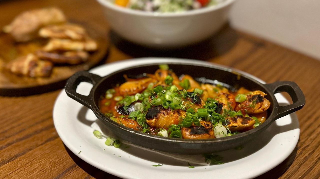 Skara Taverna opens in Williston Park