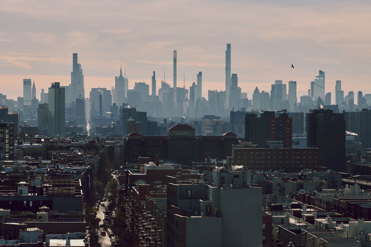 New York’s big moment: A portrait of a city awaiting the Mamdani era | EPS