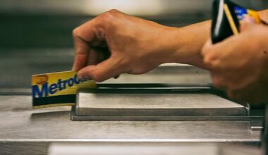 New York subway ends its MetroCard era and switches fully to tap-and-go fares