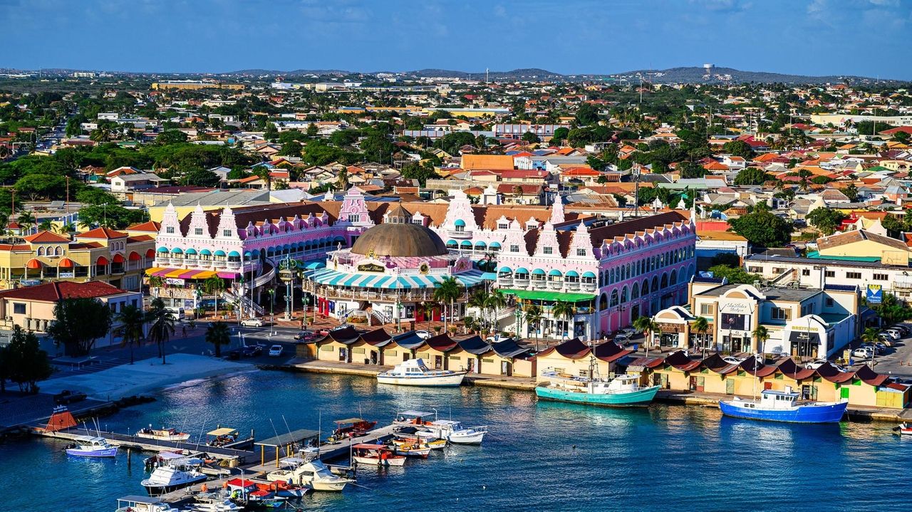 JFK Airport winter deals: Escape to Aruba, St. Thomas and Cancún