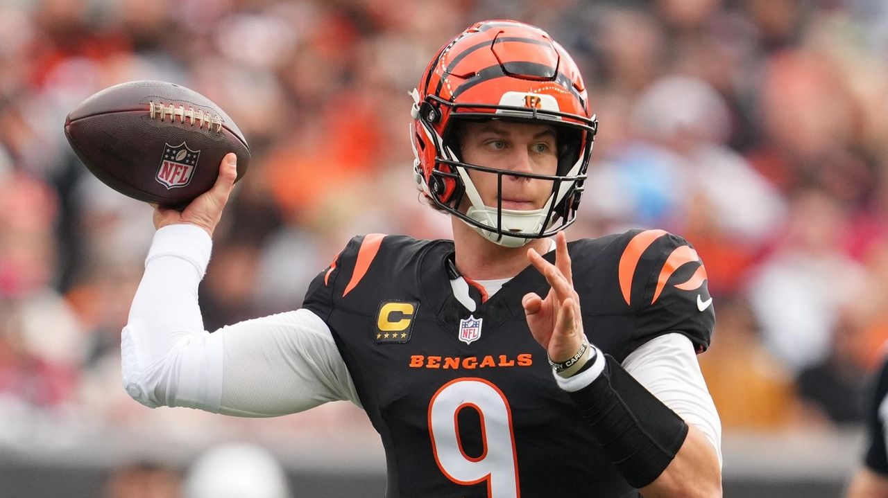 Bring Joe Burrow to New York. He can fix either Jets or Giants