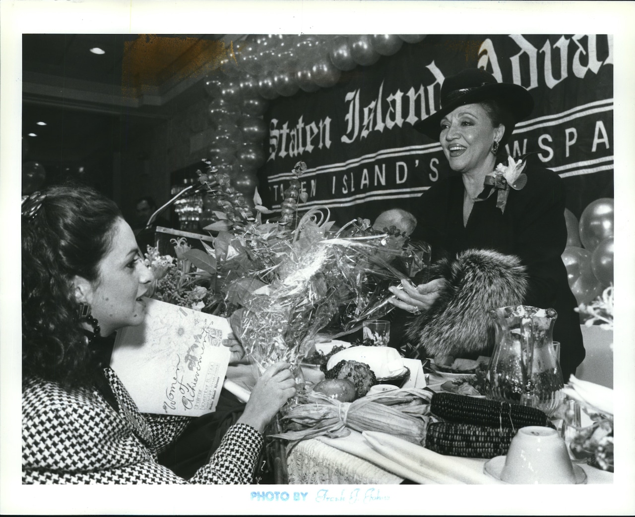 1990 Press Photo Women of Achievement Honoree Madeline Cretella Given Flowers