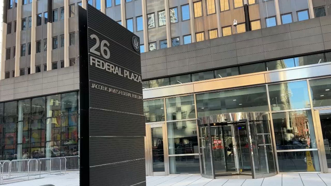 Federal immigration agents seem to have changed tactics