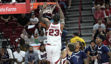 MBB Preview: Arkansas vs Queens