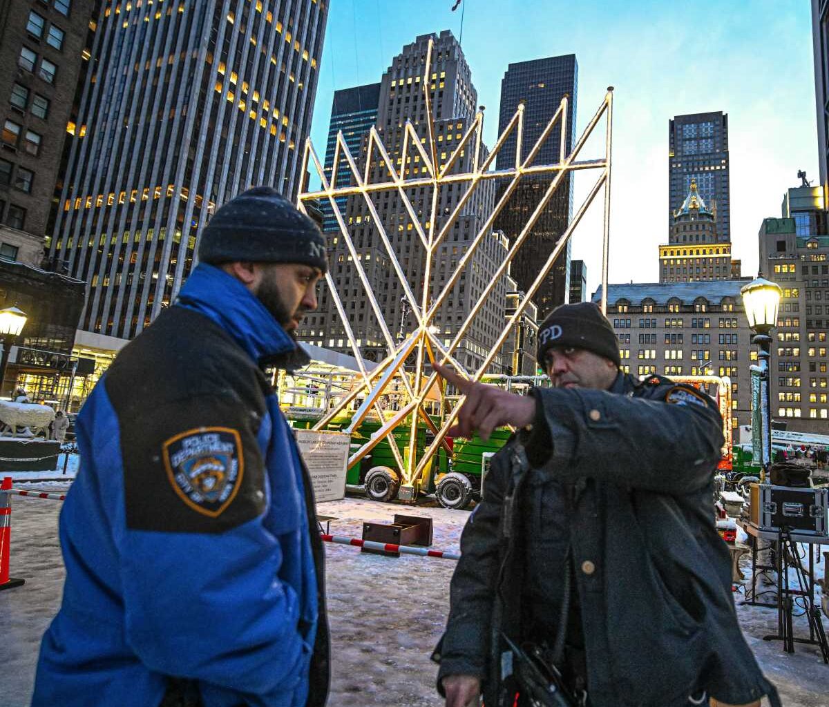 Hanukkah celebrations light up NYC despite antisemitic terrorist attack in Australia