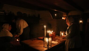 Staten Island weekend happenings: Candlelight tours, holiday markets and more