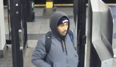 NYPD searching for man accused of setting sleeping subway rider on fire in Manhattan – NBC New York