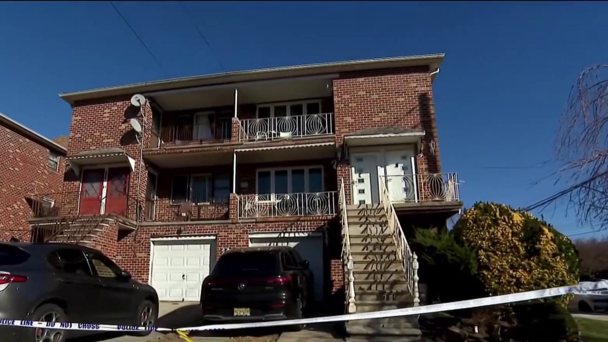 Man allegedly killed father-in-law, injured mother-in-law in stabbing at Brooklyn home – NBC New York