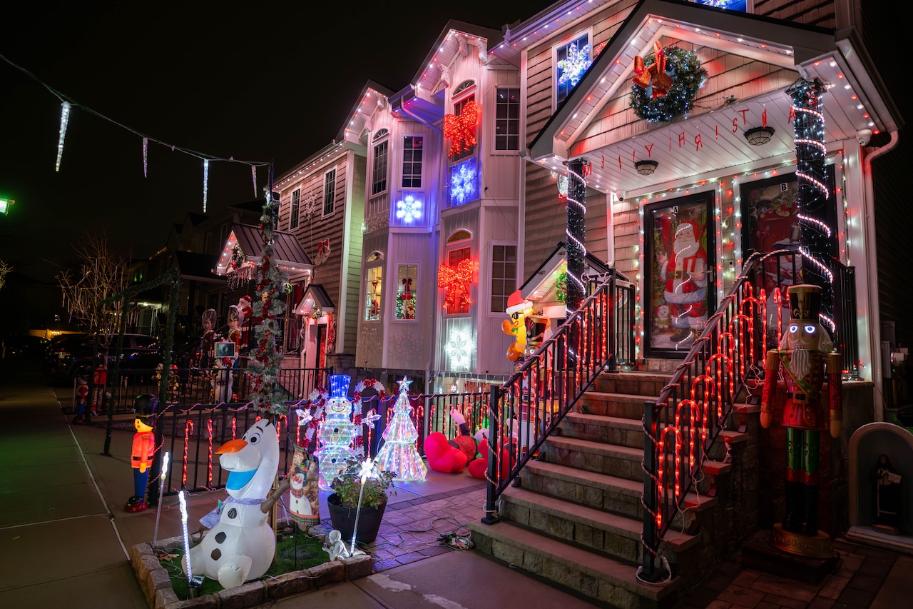 93 and 99 Berkshire Lane in Rossville