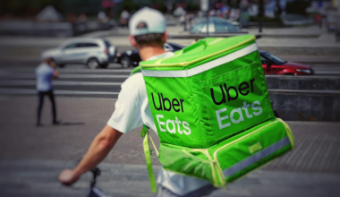 Uber and DoorDash challenge NYC law that encourages tipping